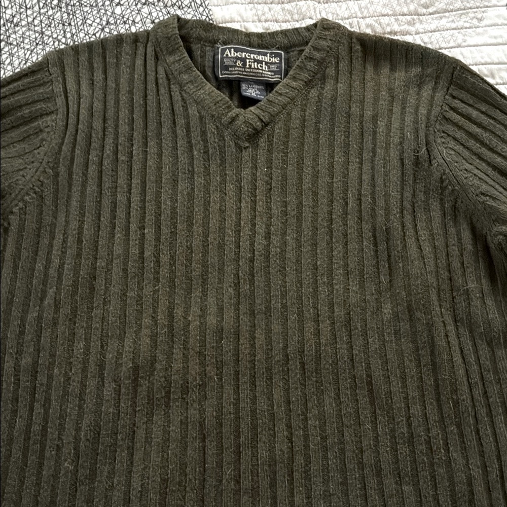 Abercrombie & Fitch Olive V-Neck Sweater